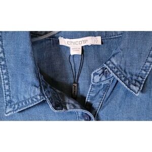 NWT Chico's Split Cuff Denim Pocket Shirt Womens‎ Size 0 Long Sleeve Lightweight